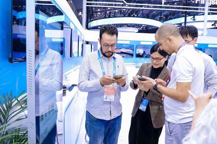 Asista a la 11ª feria China HI-TECH